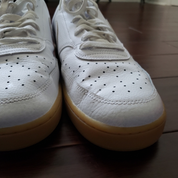 Men White. Nike Court Low Photon Dust - Picture 2 of 7